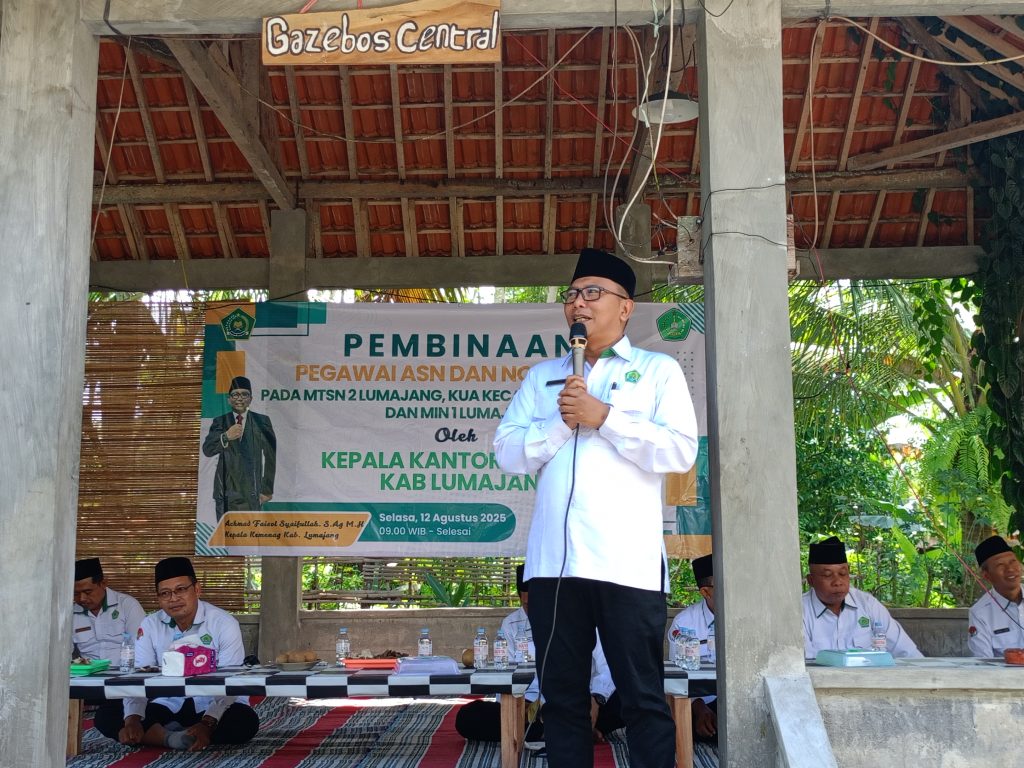 Kepala Kankemenag Lumajang Tekankan Profesionalisme ASN dalam Pembinaan di Candipuro