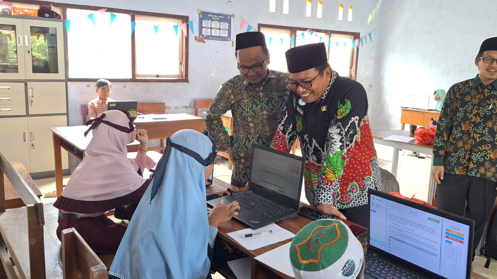 Kepala Kemenag Lumajang Monitoring OMI Tingkat MI