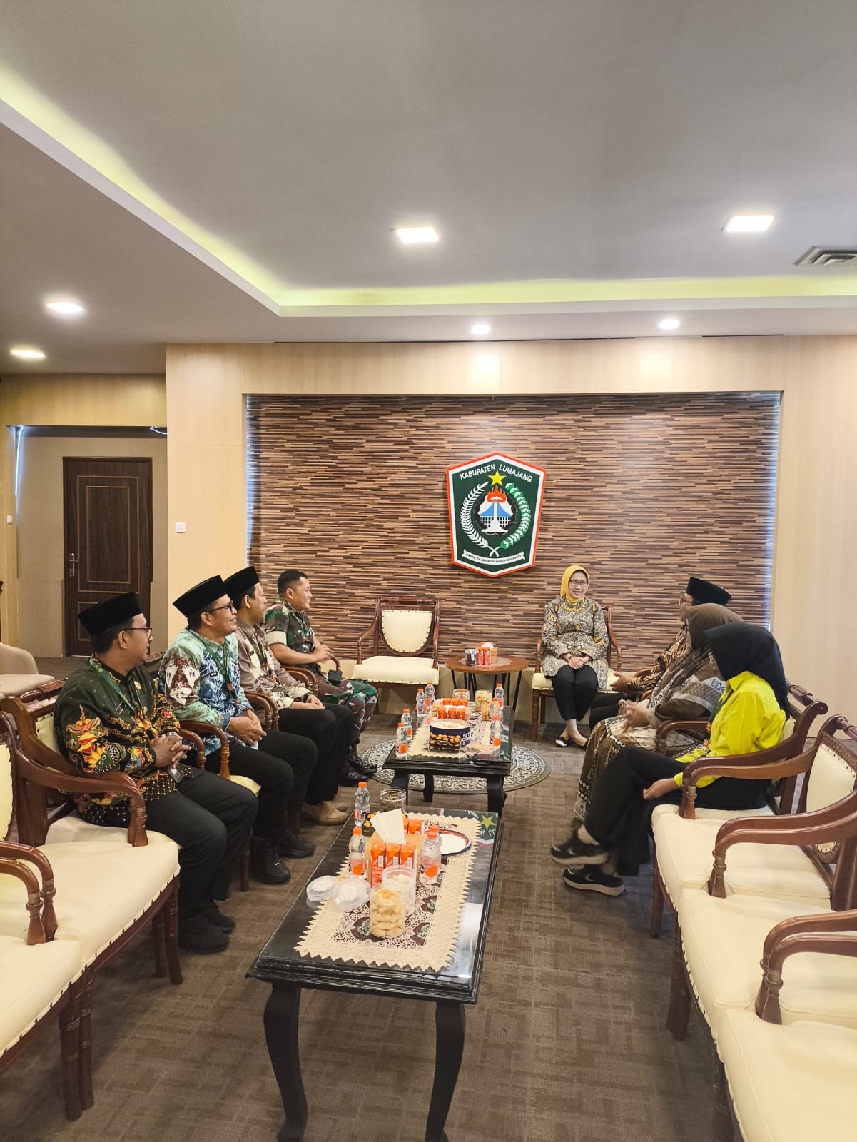 Pimpinan Kemenag Lumajang Silaturahmi Halal Bihalal ke Bupati dan Forkopimda