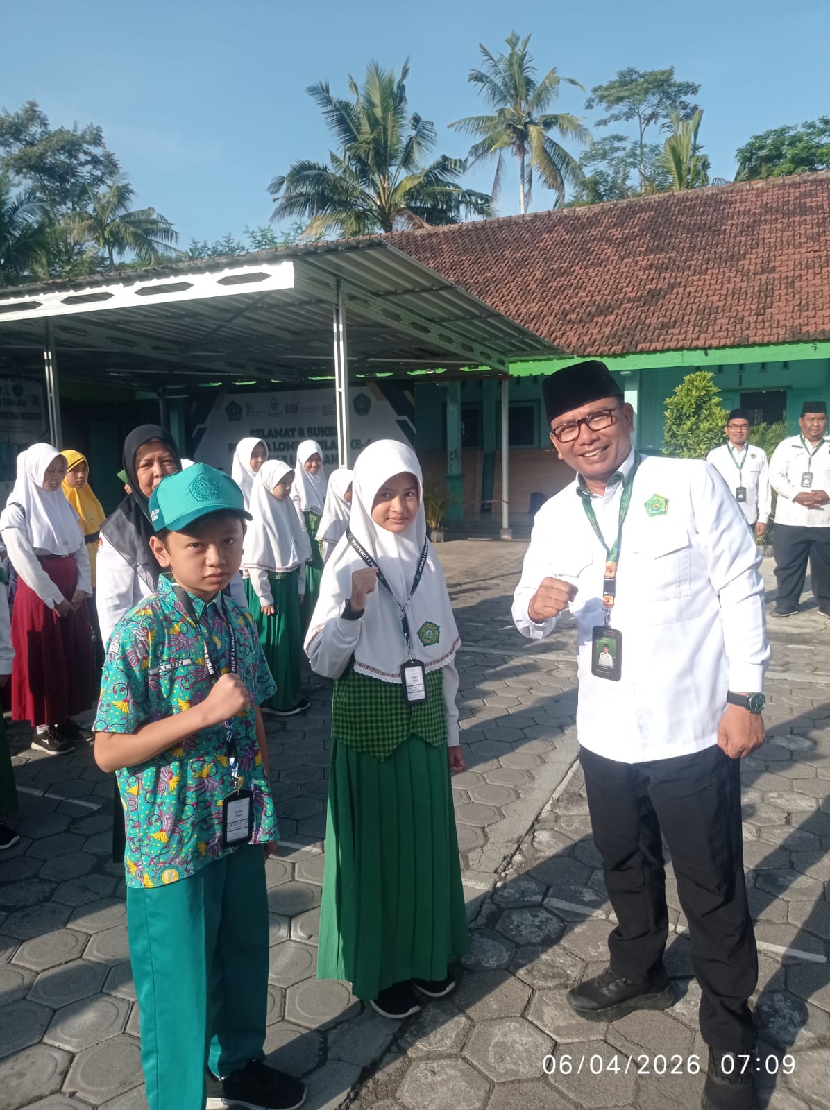 Kepala Kemenag Lumajang Hadiri Pembukaan Milad ke-6 MTsN 3 Lumajang